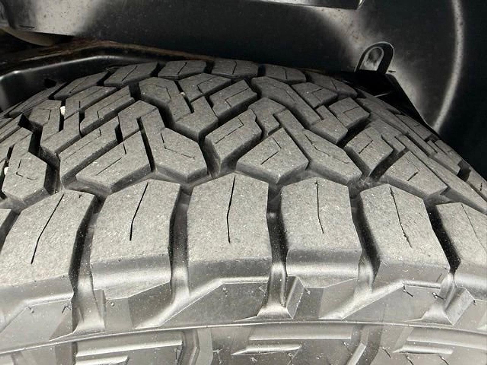 2014 Jeep Wrangler Unlimited 4WD 4dr Freedom Edition *Ltd Avail*