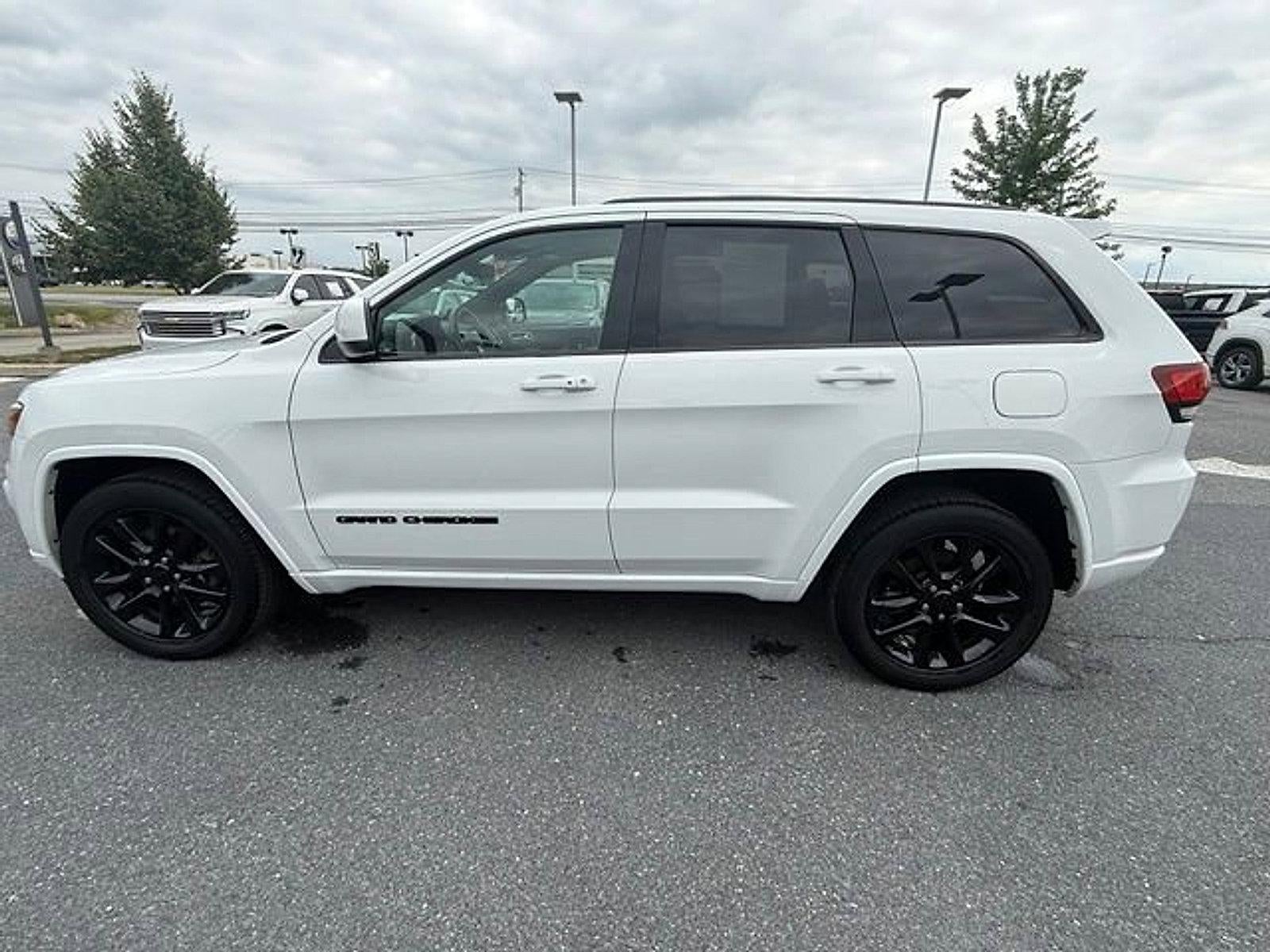 2021 Jeep Grand Cherokee Laredo X 4x4