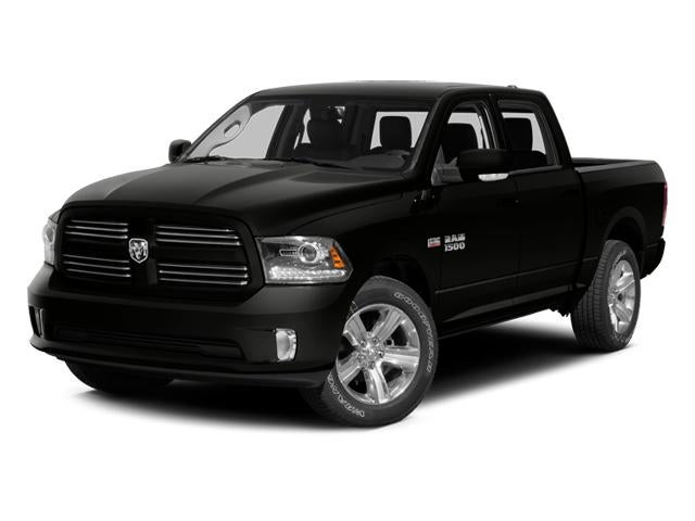 2014 RAM 1500 4WD Crew Cab 5.7 Ft Box Sport