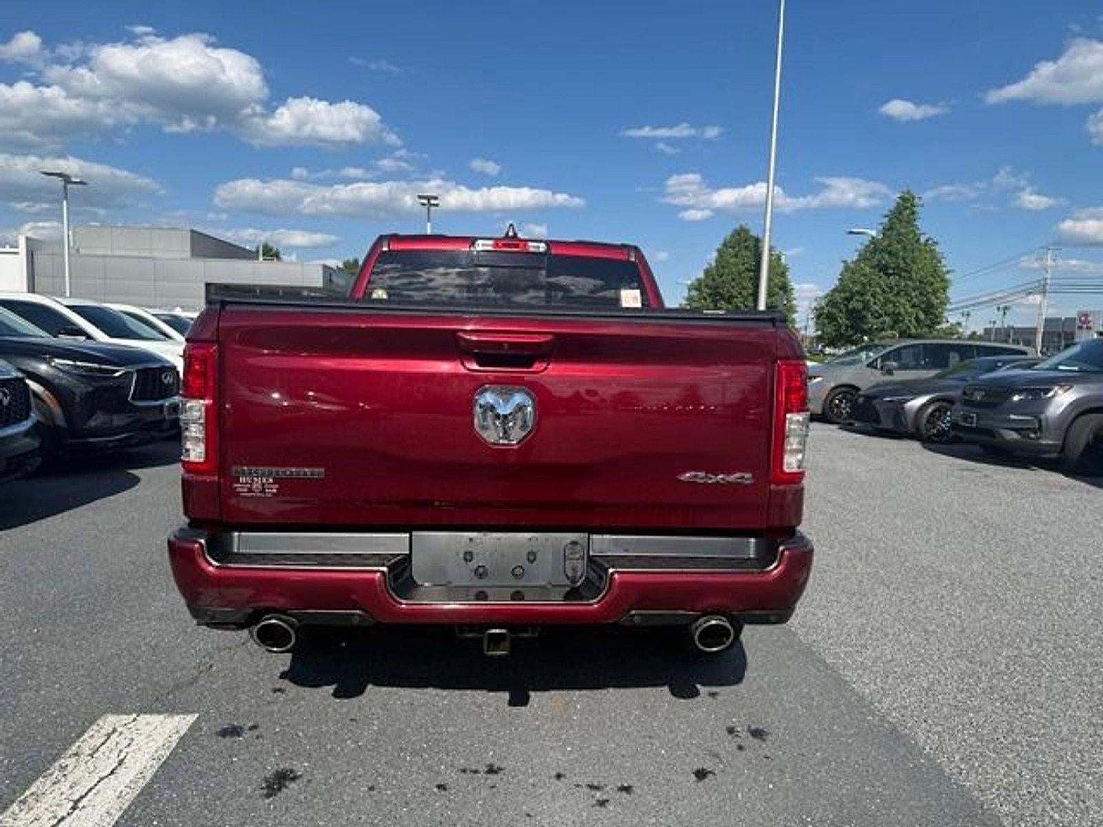 2022 RAM 1500 Big Horn 4x4 Crew Cab 5'7" Box