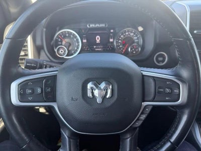 2022 RAM 1500 Big Horn 4x4 Crew Cab 5'7" Box