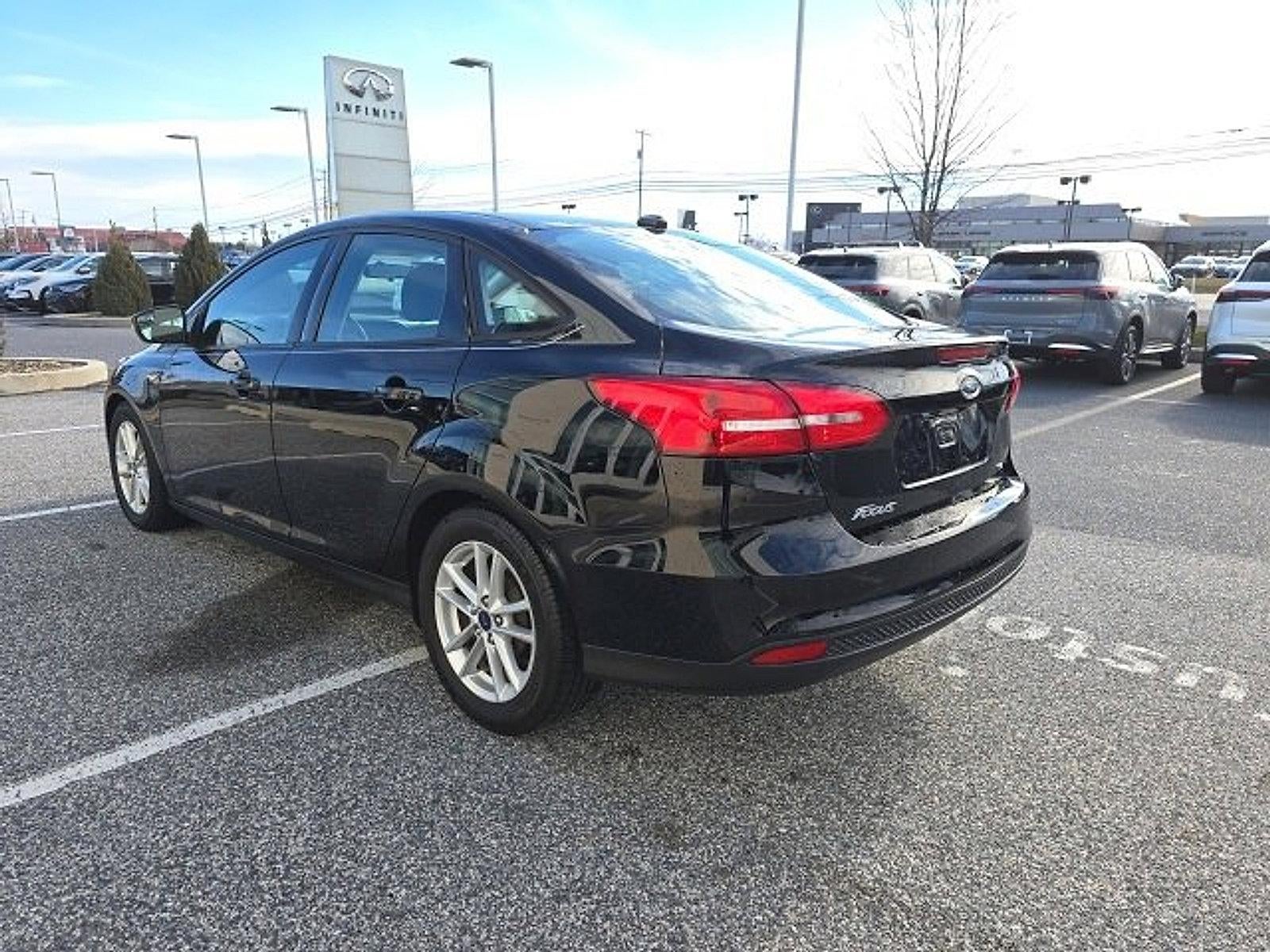 2016 Ford Focus 4dr Sdn SE