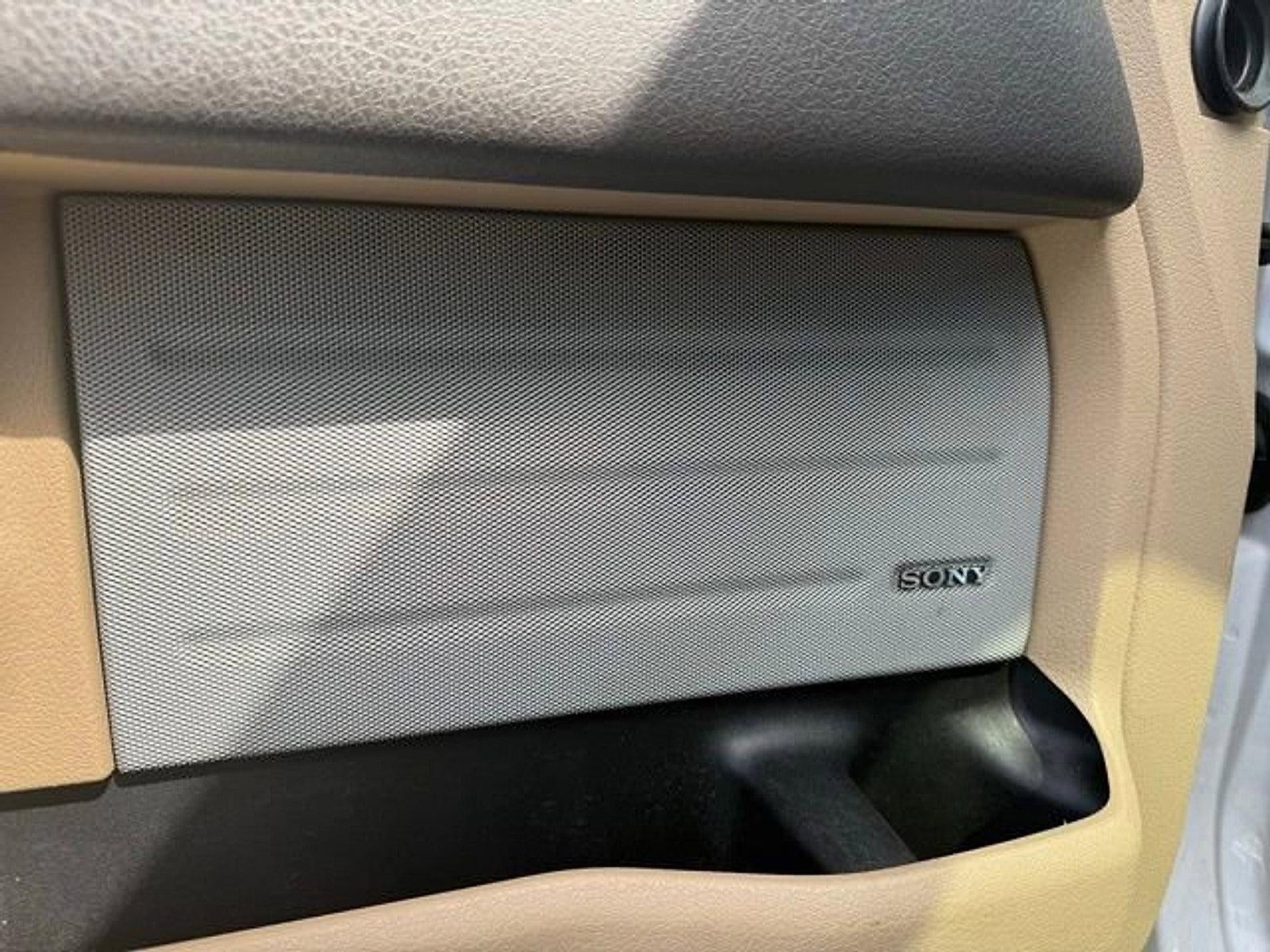 2013 Ford F-150 4WD SuperCrew 5-1/2 Ft Box Lariat