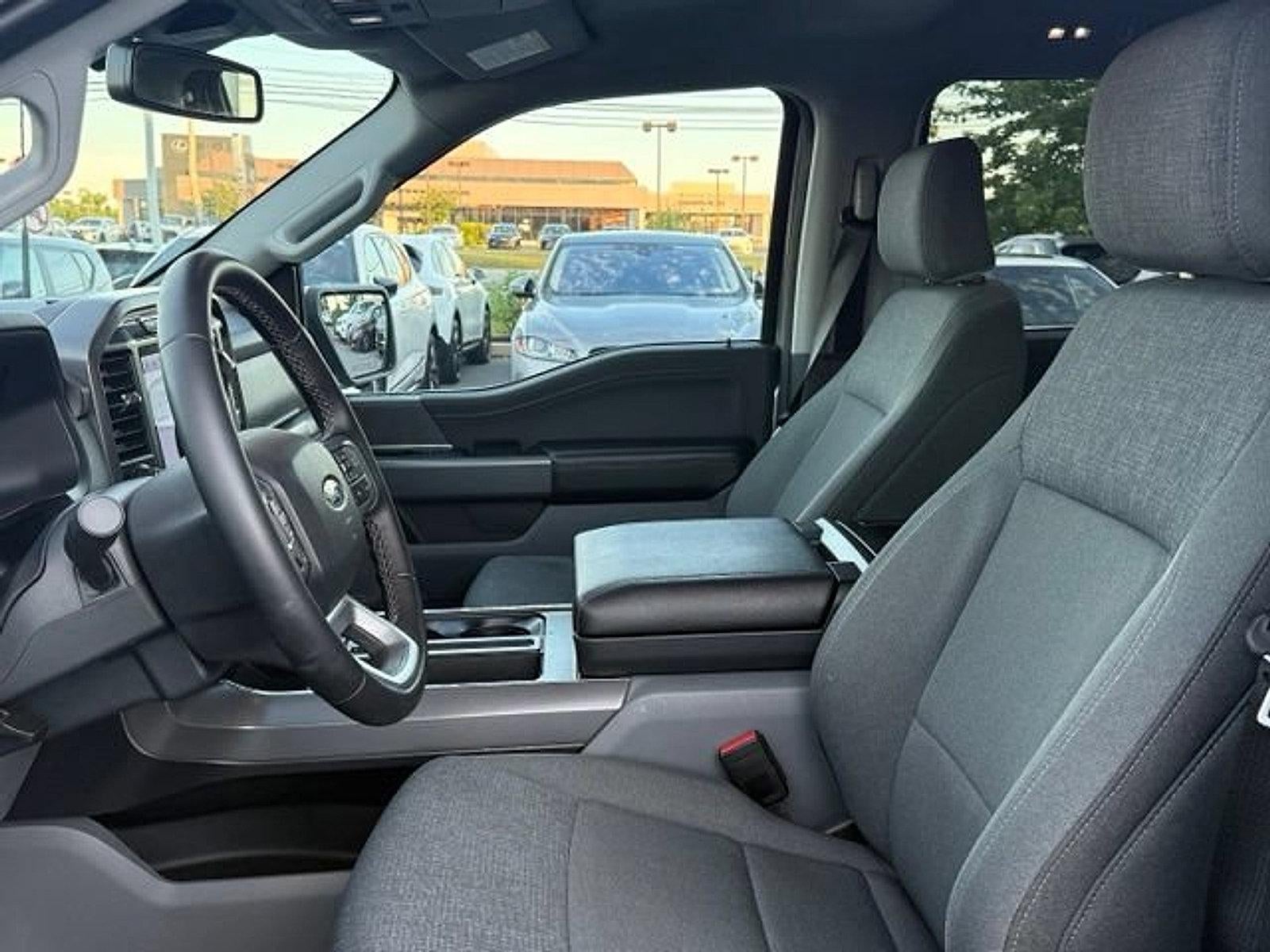 2024 Ford F-150 XLT 4WD SuperCrew 5.5' Box