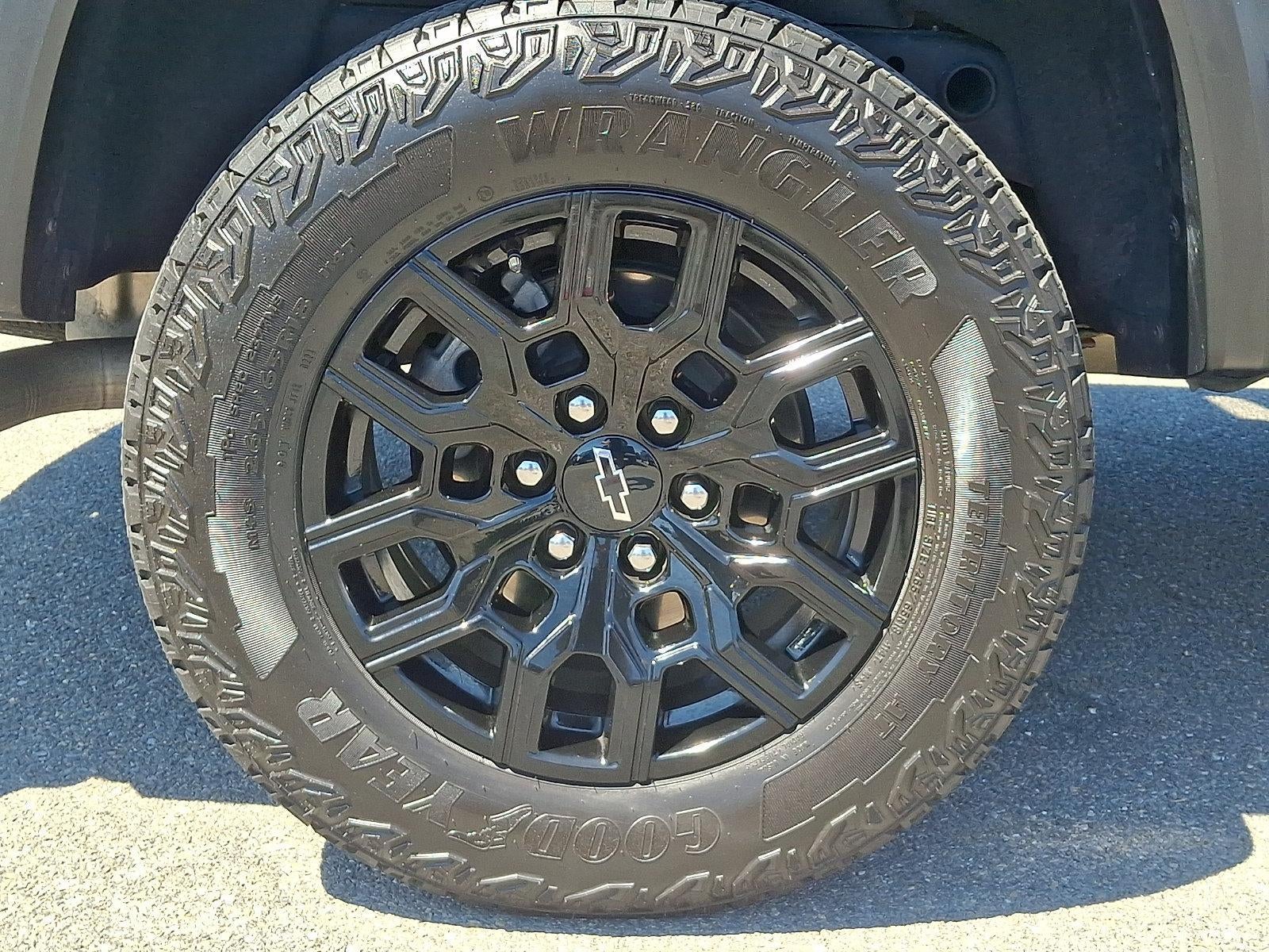2024 Chevrolet Colorado Crew Cab Short Box 4-Wheel Drive Trail Boss