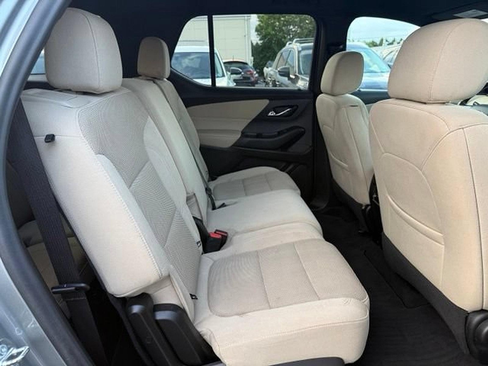 2023 Chevrolet Traverse FWD 1LS