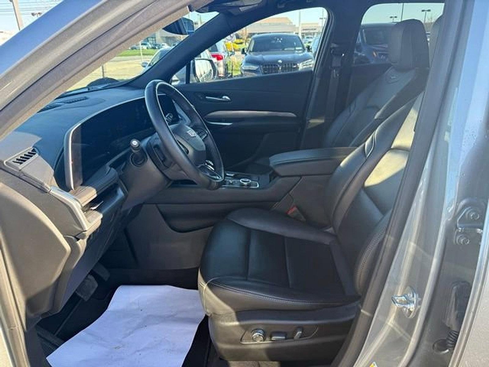 2025 Cadillac XT4 AWD 4dr Premium Luxury