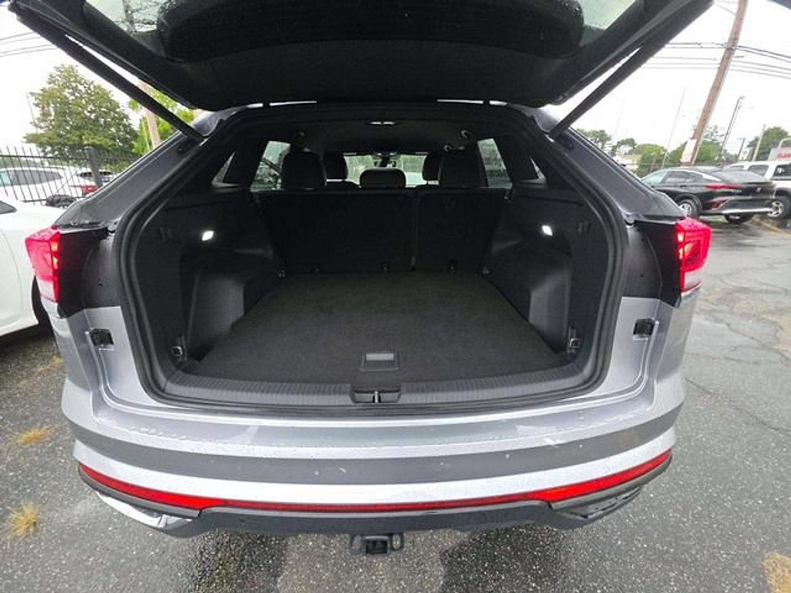 2026 Volkswagen Atlas Cross Sport 2.0T SE w/Technology 4MOTION