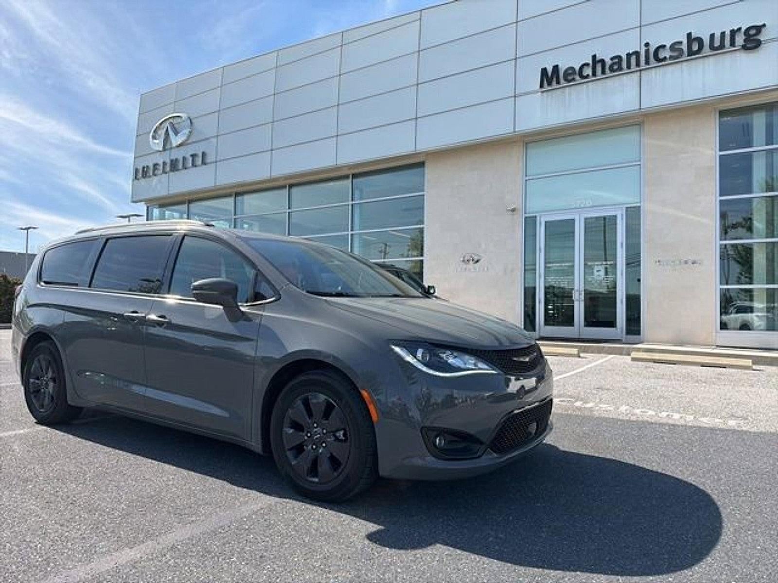 2020 Chrysler Pacifica Hybrid Red S FWD