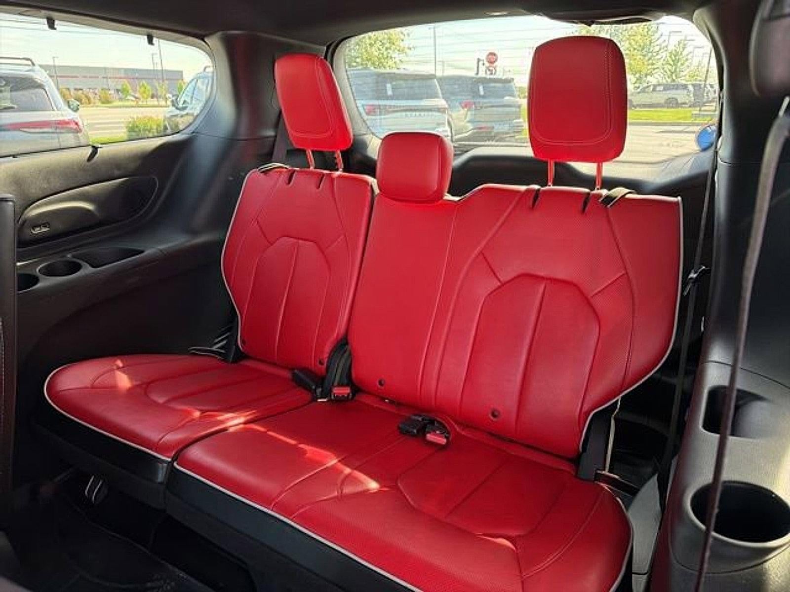 2020 Chrysler Pacifica Hybrid Red S FWD