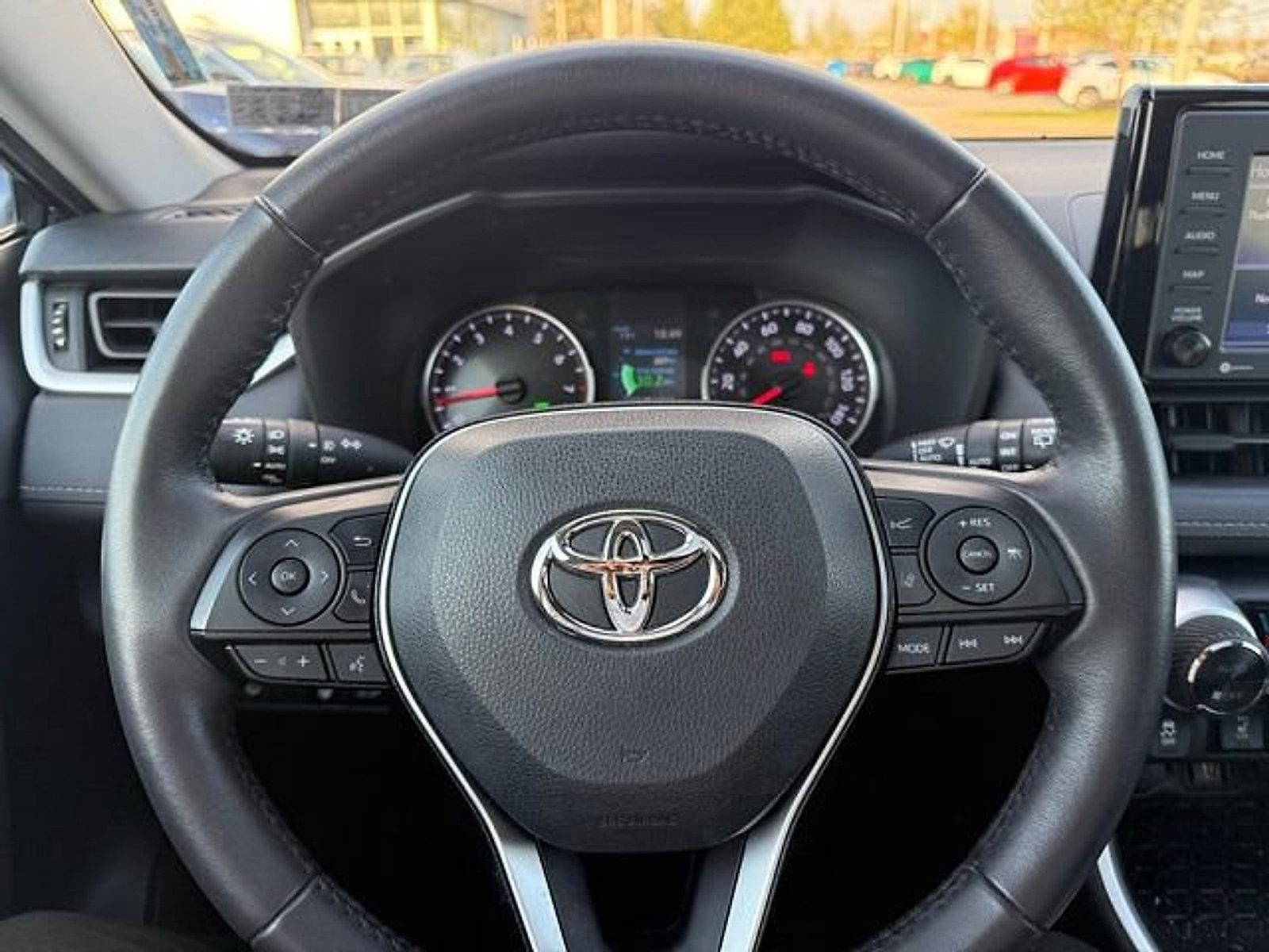 2021 Toyota RAV4 XLE AWD (Natl)
