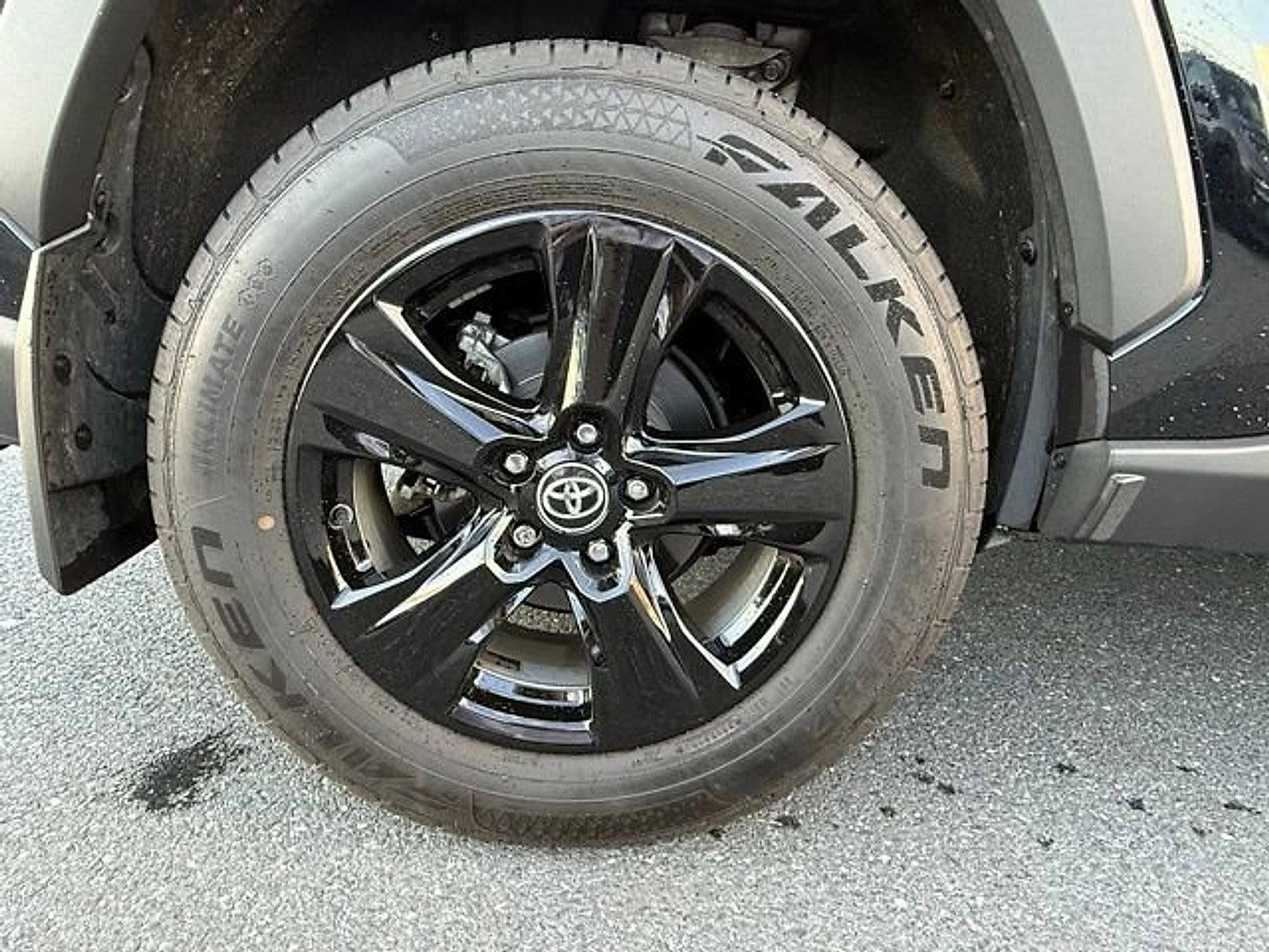 2021 Toyota RAV4 XLE AWD (Natl)