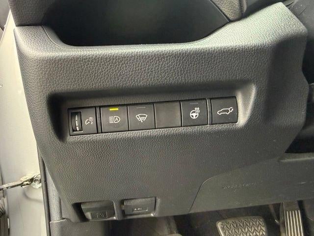 2021 Toyota RAV4 XLE AWD (Natl)