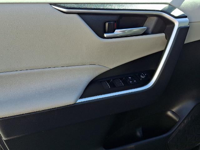 2023 Toyota RAV4 Hybrid XLE AWD (Natl)
