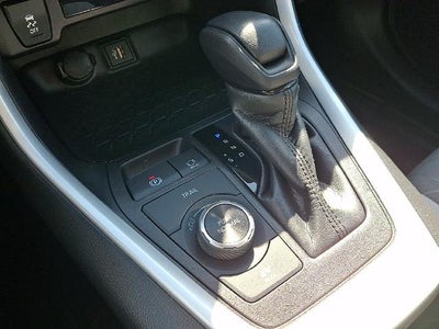 2023 Toyota RAV4 Hybrid XLE AWD (Natl)