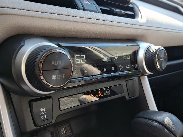 2023 Toyota RAV4 Hybrid XLE AWD (Natl)
