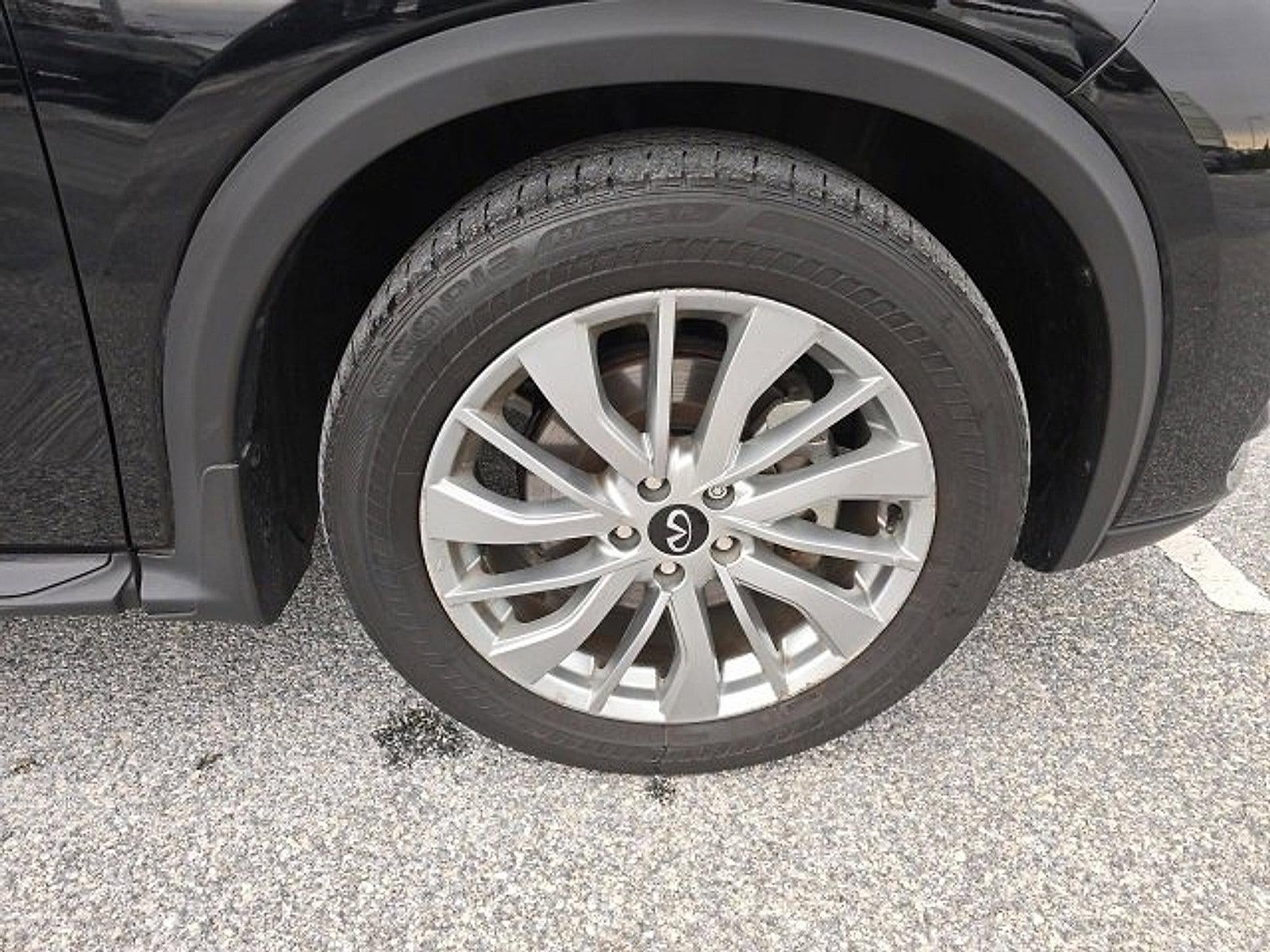 2023 INFINITI QX50 LUXE AWD