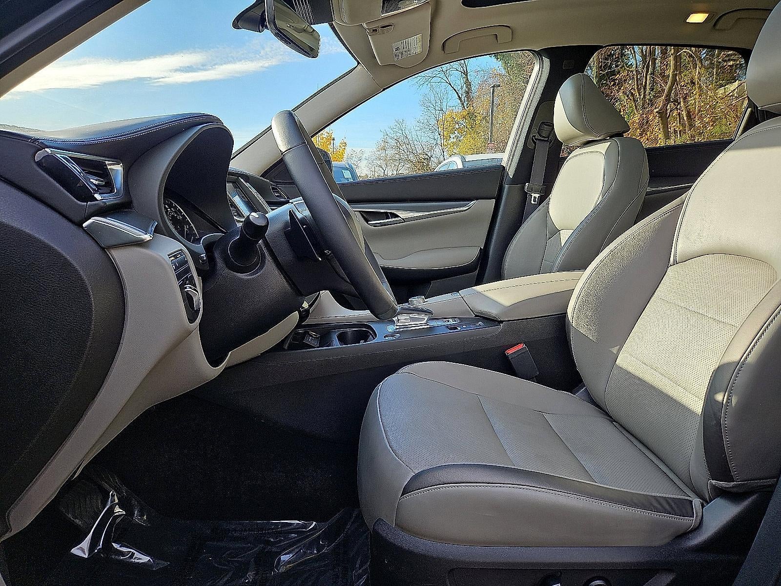 2023 INFINITI QX50 LUXE AWD