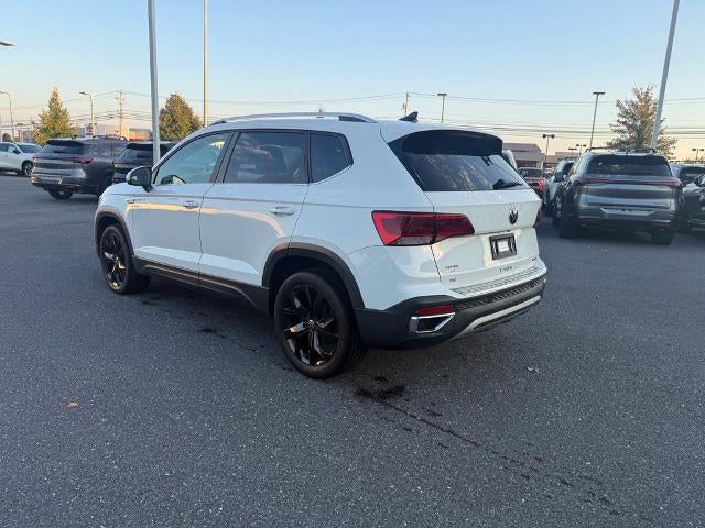 2022 Volkswagen Taos SE 4MOTION