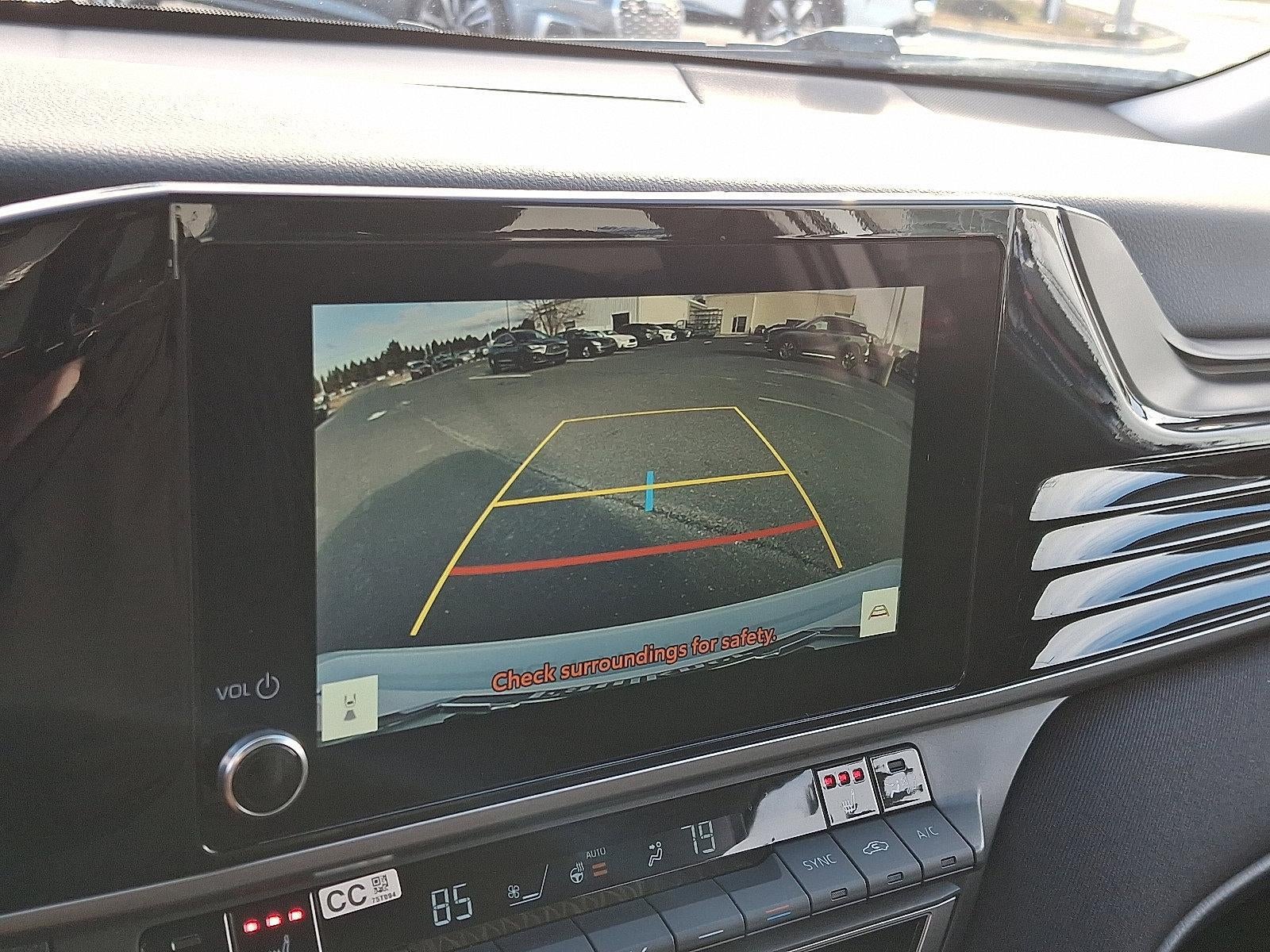 2025 Toyota Camry LE AWD (Natl)