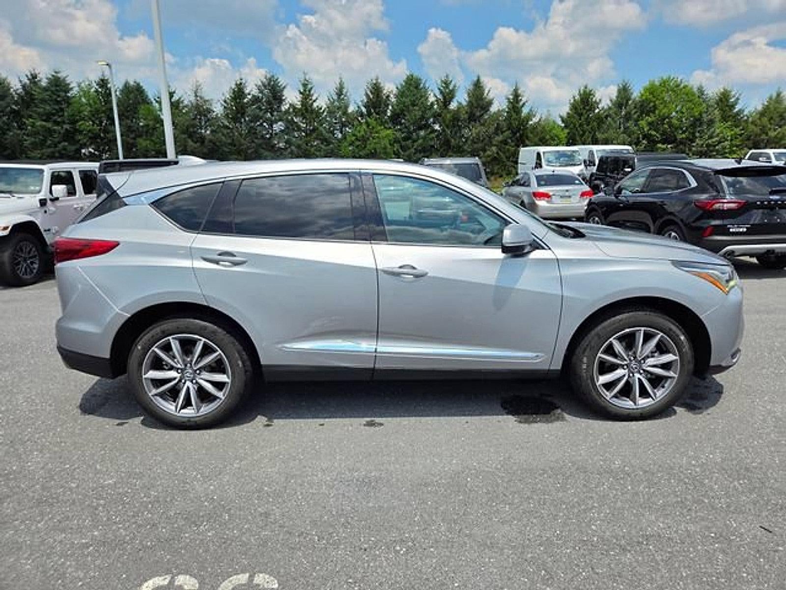 2023 Acura RDX SH-AWD w/Technology Package
