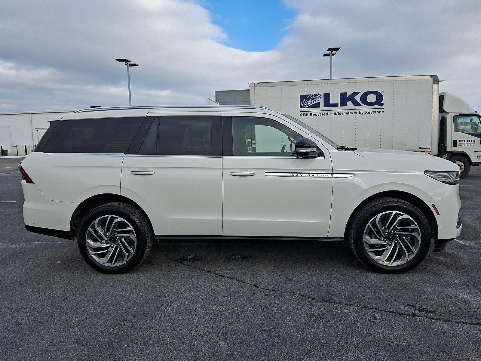 2025 Lincoln Navigator Reserve 4x4