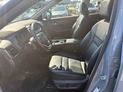 2023 Nissan Rogue AWD SL