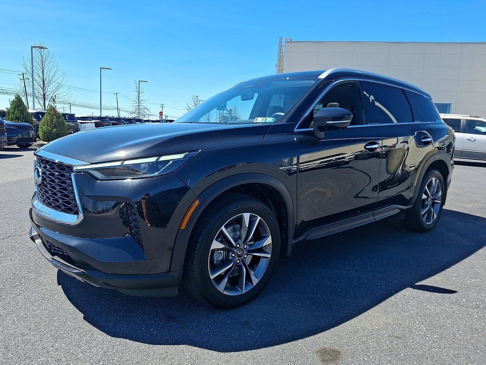 2023 INFINITI QX60 LUXE AWD