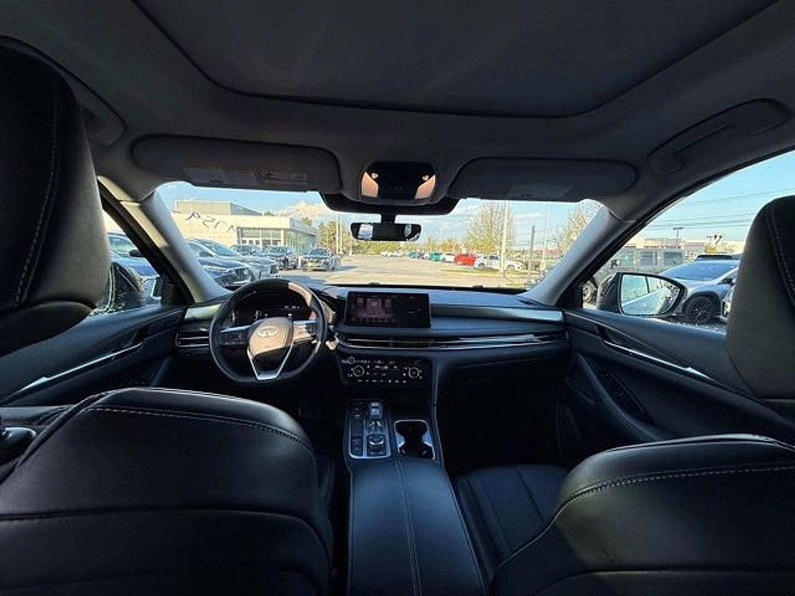 2023 INFINITI QX60 LUXE AWD