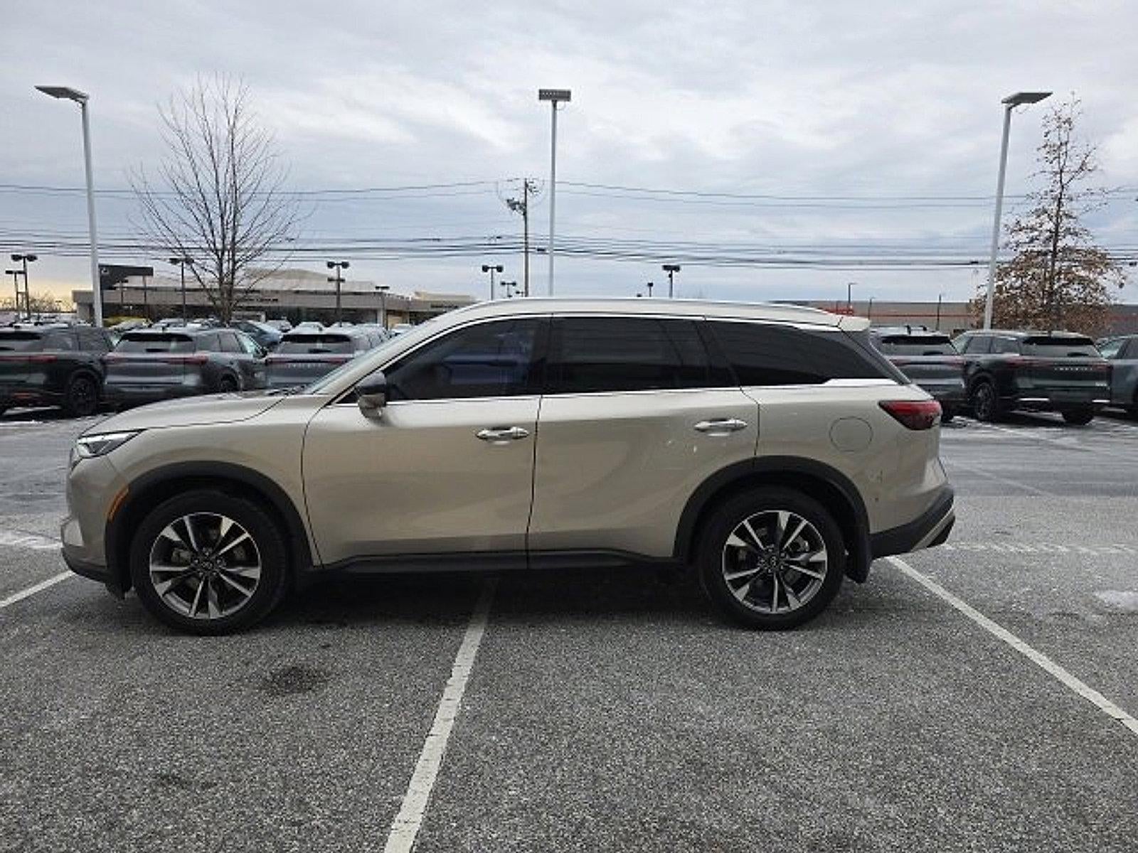 2023 INFINITI QX60 LUXE AWD