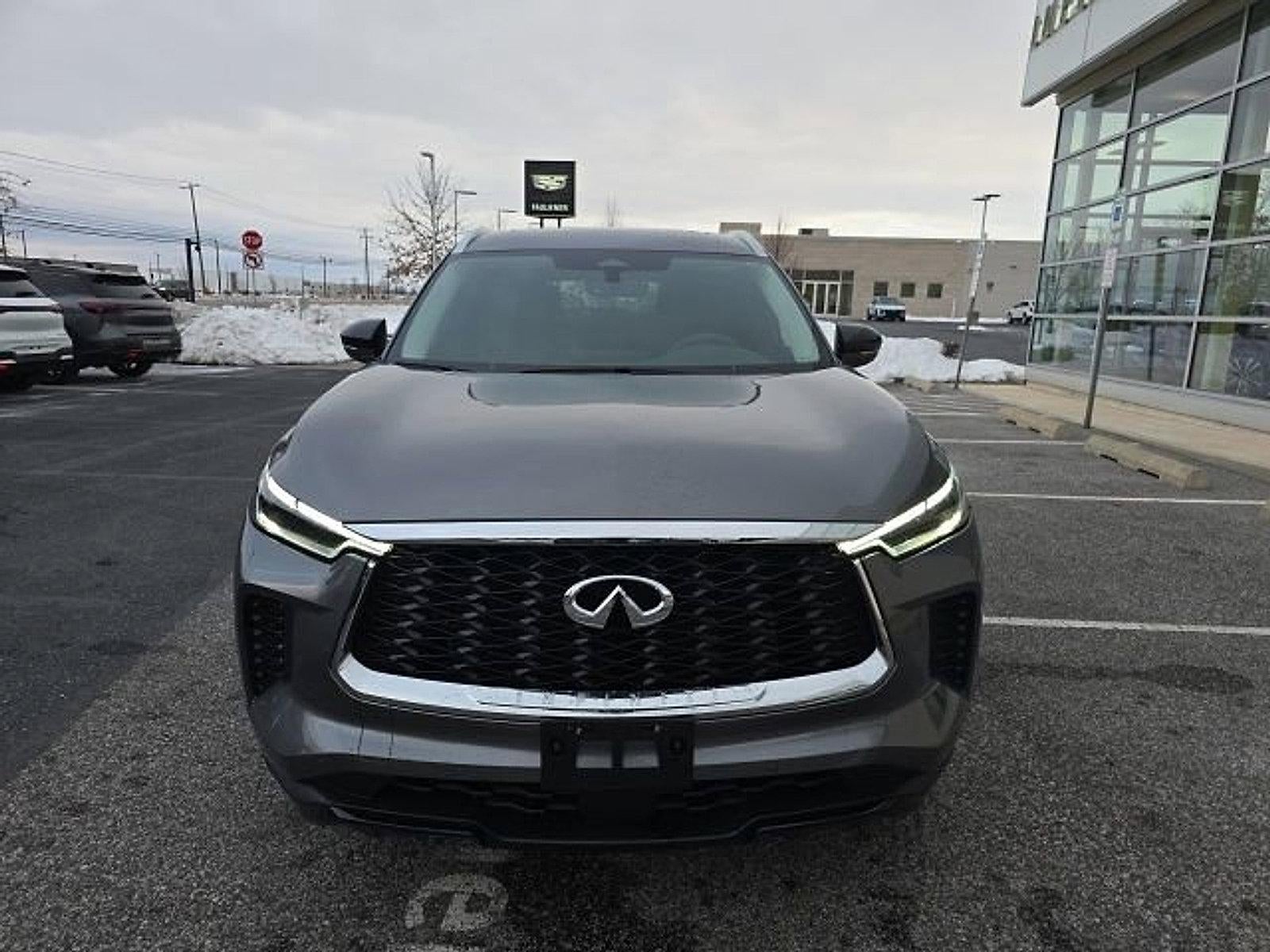 2023 INFINITI QX60 LUXE AWD