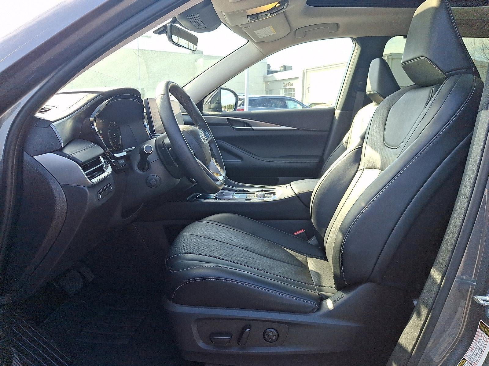 2023 INFINITI QX60 LUXE AWD