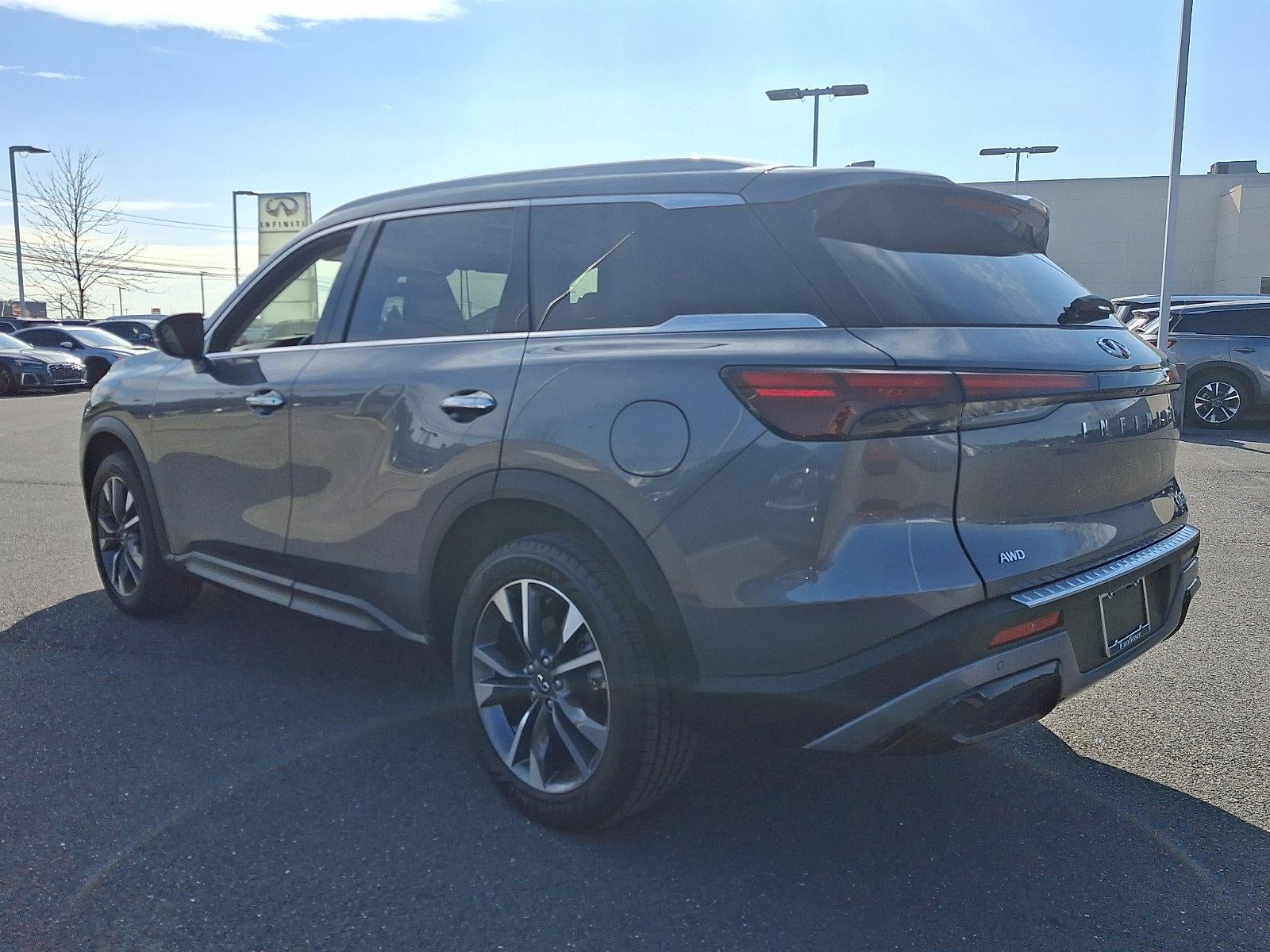 2023 INFINITI QX60 LUXE AWD