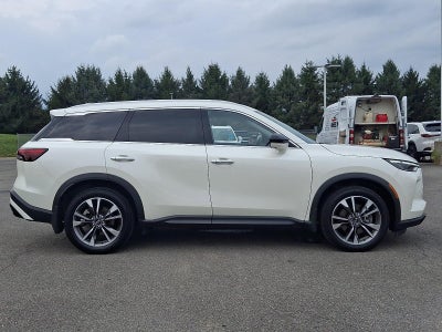 2023 INFINITI QX60 LUXE AWD
