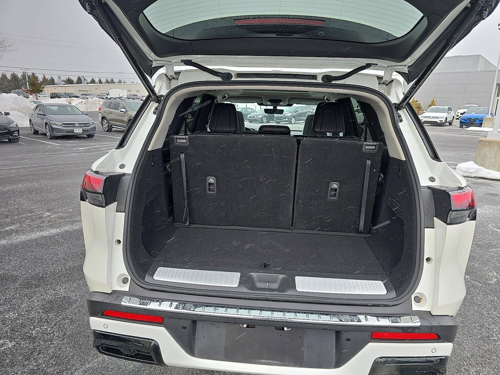 2023 INFINITI QX60 LUXE AWD