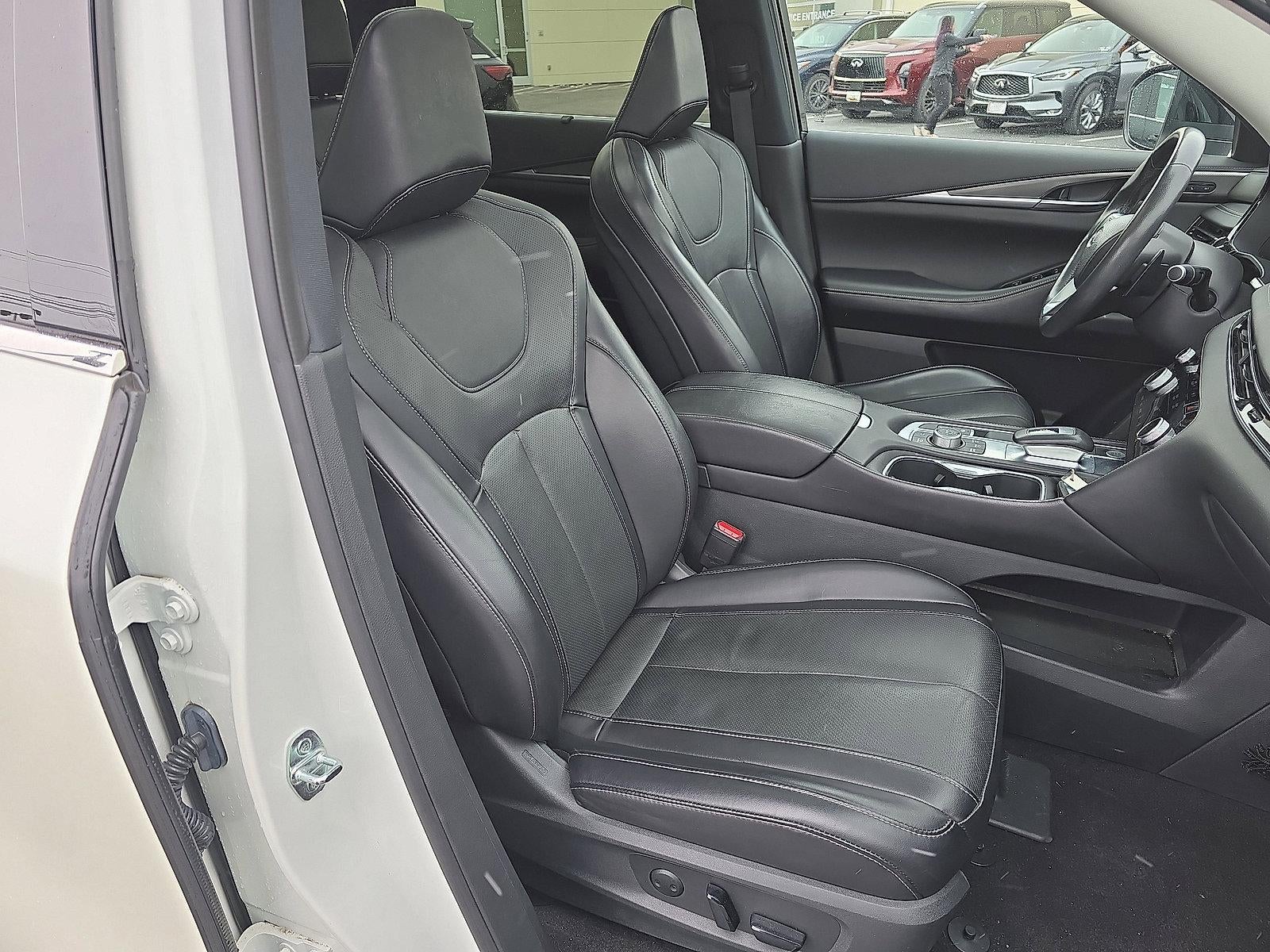 2023 INFINITI QX60 LUXE AWD