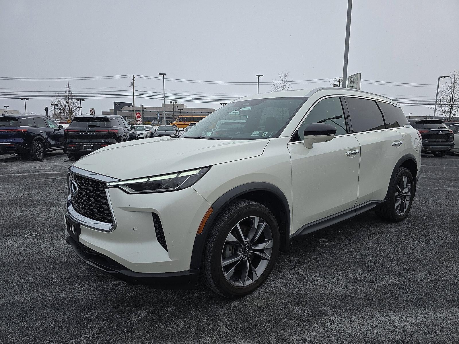 2023 INFINITI QX60 LUXE AWD