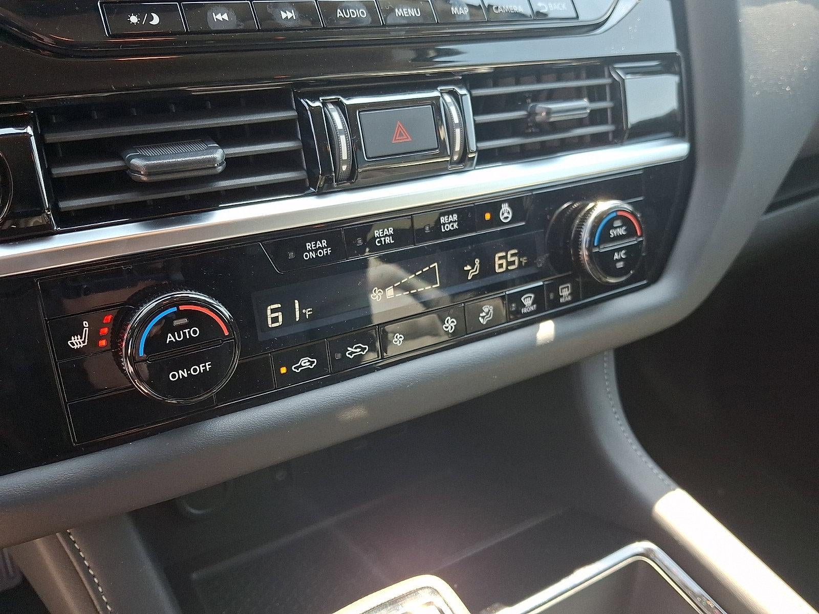 2025 Nissan Pathfinder SL 4WD