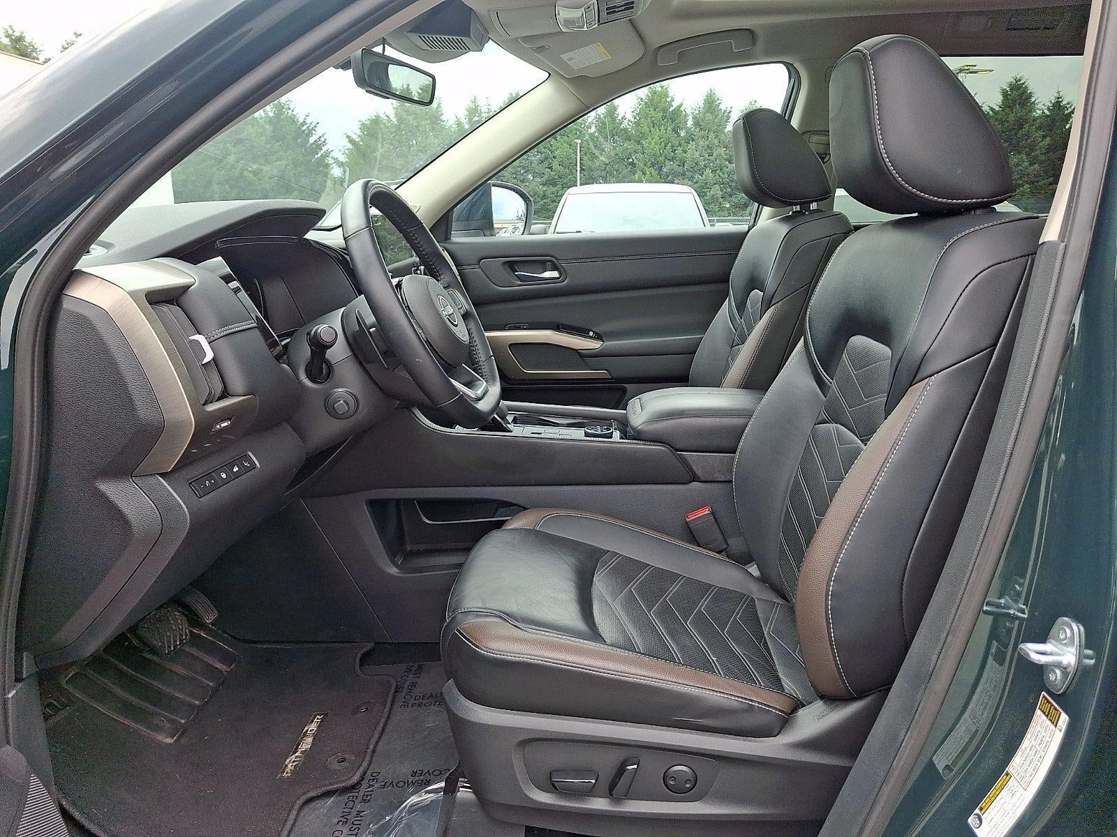 2023 Nissan Pathfinder Platinum 4WD