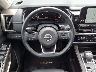 2023 Nissan Pathfinder Platinum 4WD