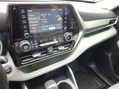 2021 Toyota Highlander XLE AWD (Natl)