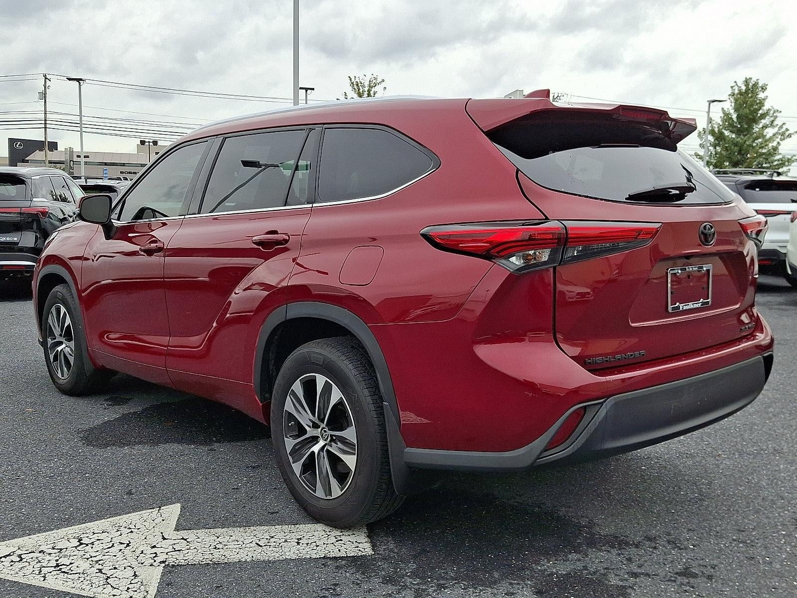 2021 Toyota Highlander XLE AWD (Natl)