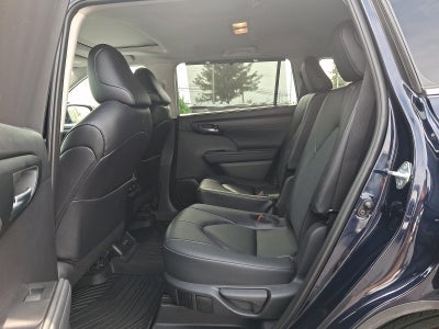 2025 Toyota Highlander XLE AWD (Natl)