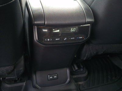 2025 Toyota Highlander XLE AWD (Natl)
