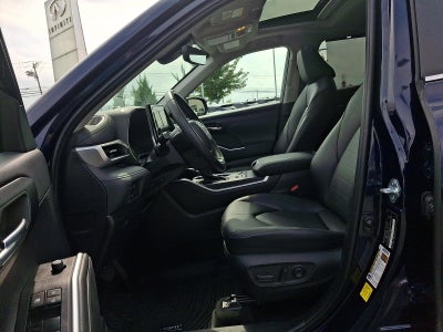 2025 Toyota Highlander XLE AWD (Natl)