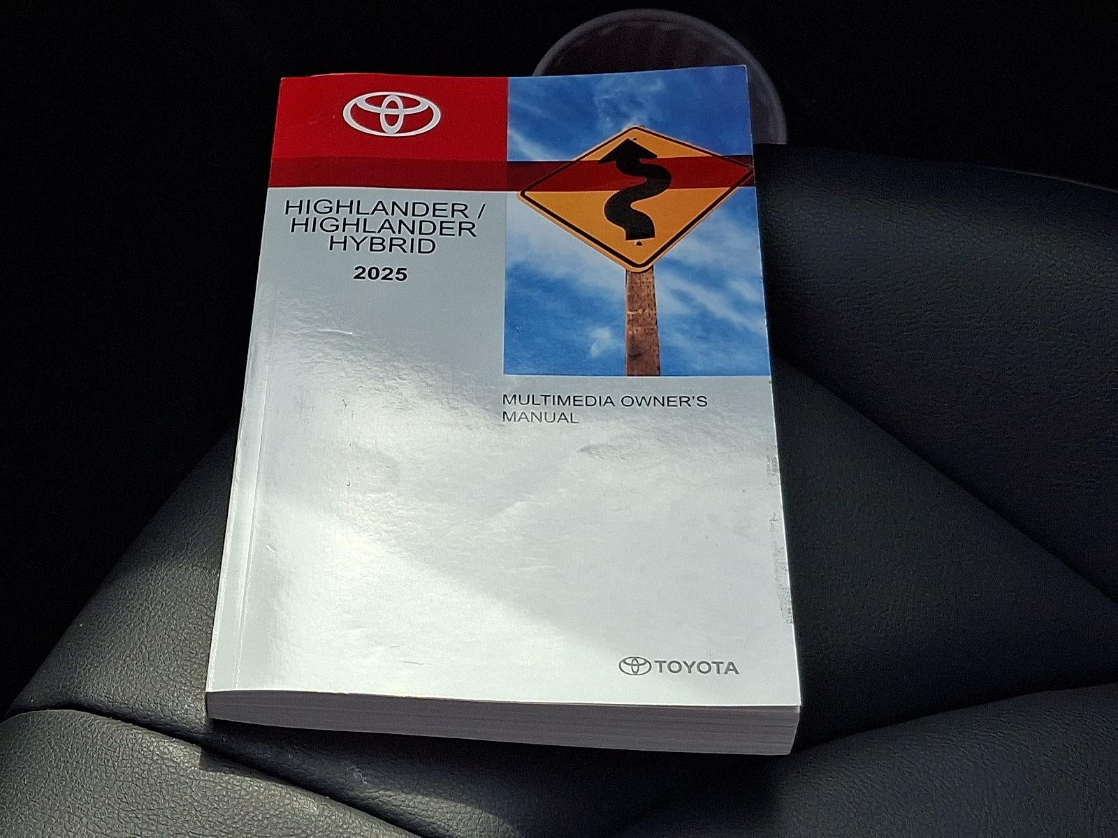 2025 Toyota Highlander XLE AWD (Natl)