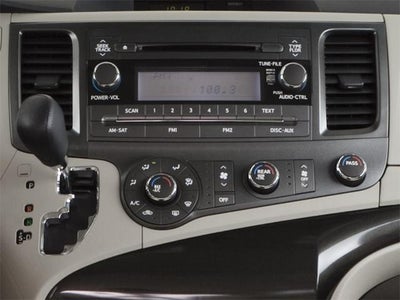 2011 Toyota Sienna 5dr 8-Pass Van V6 XLE FWD (Natl)