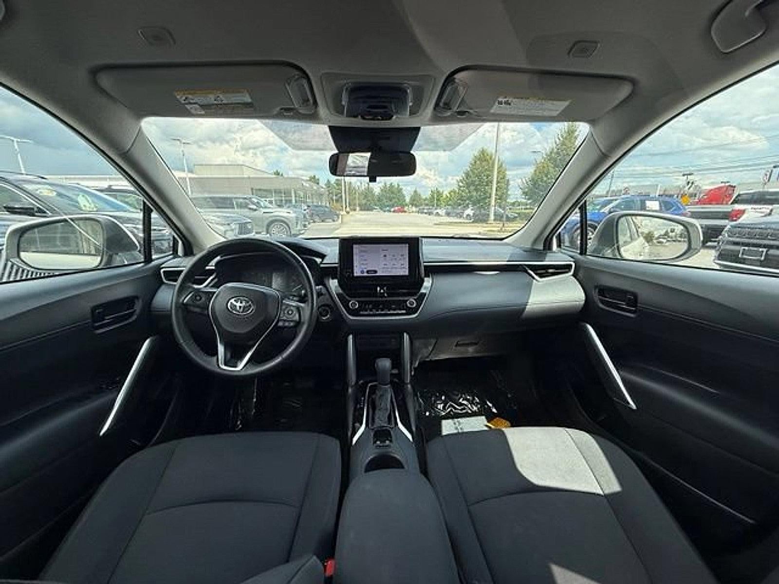 2023 Toyota Corolla Cross LE 4WD (Natl)