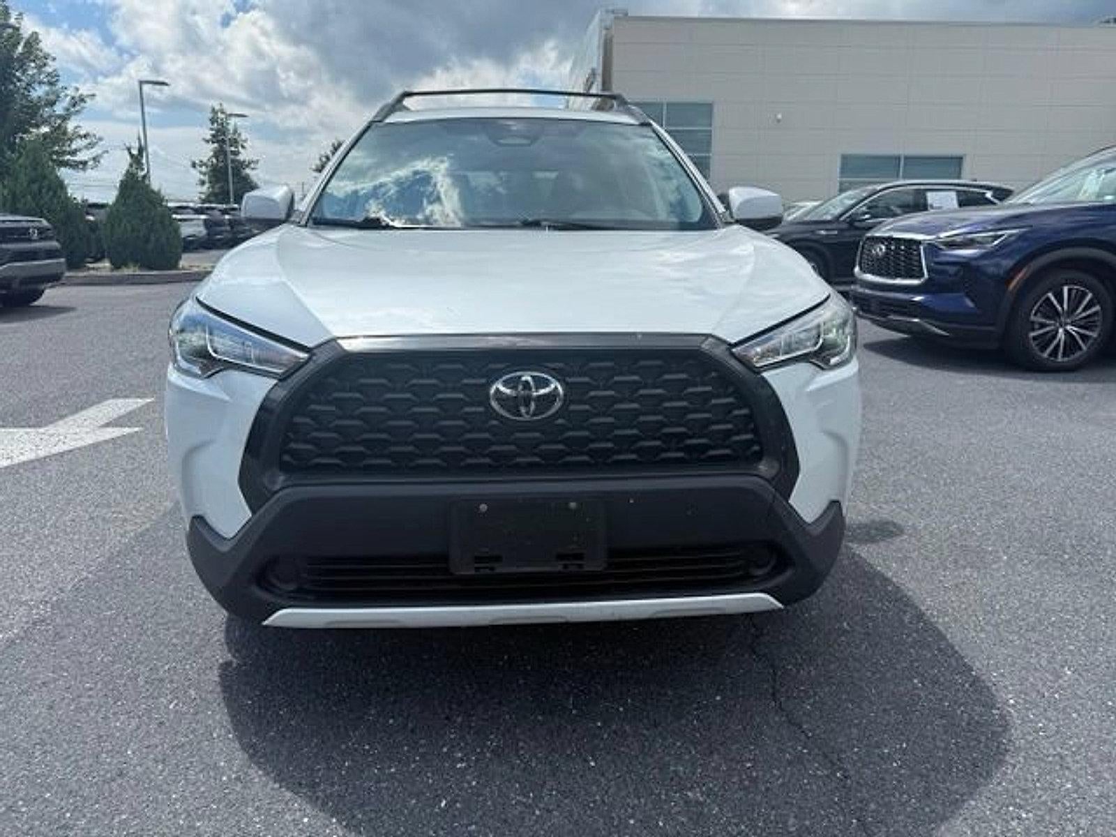 2023 Toyota Corolla Cross LE 4WD (Natl)