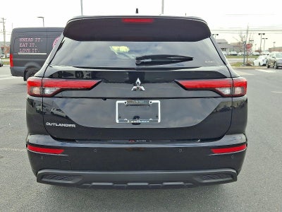 2023 Mitsubishi Outlander ES S-AWC